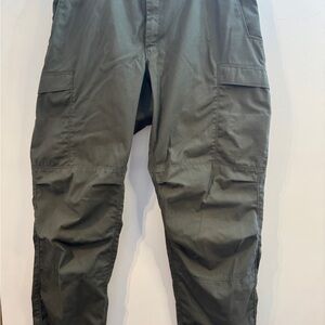Men's Dark Green Cargo Pants